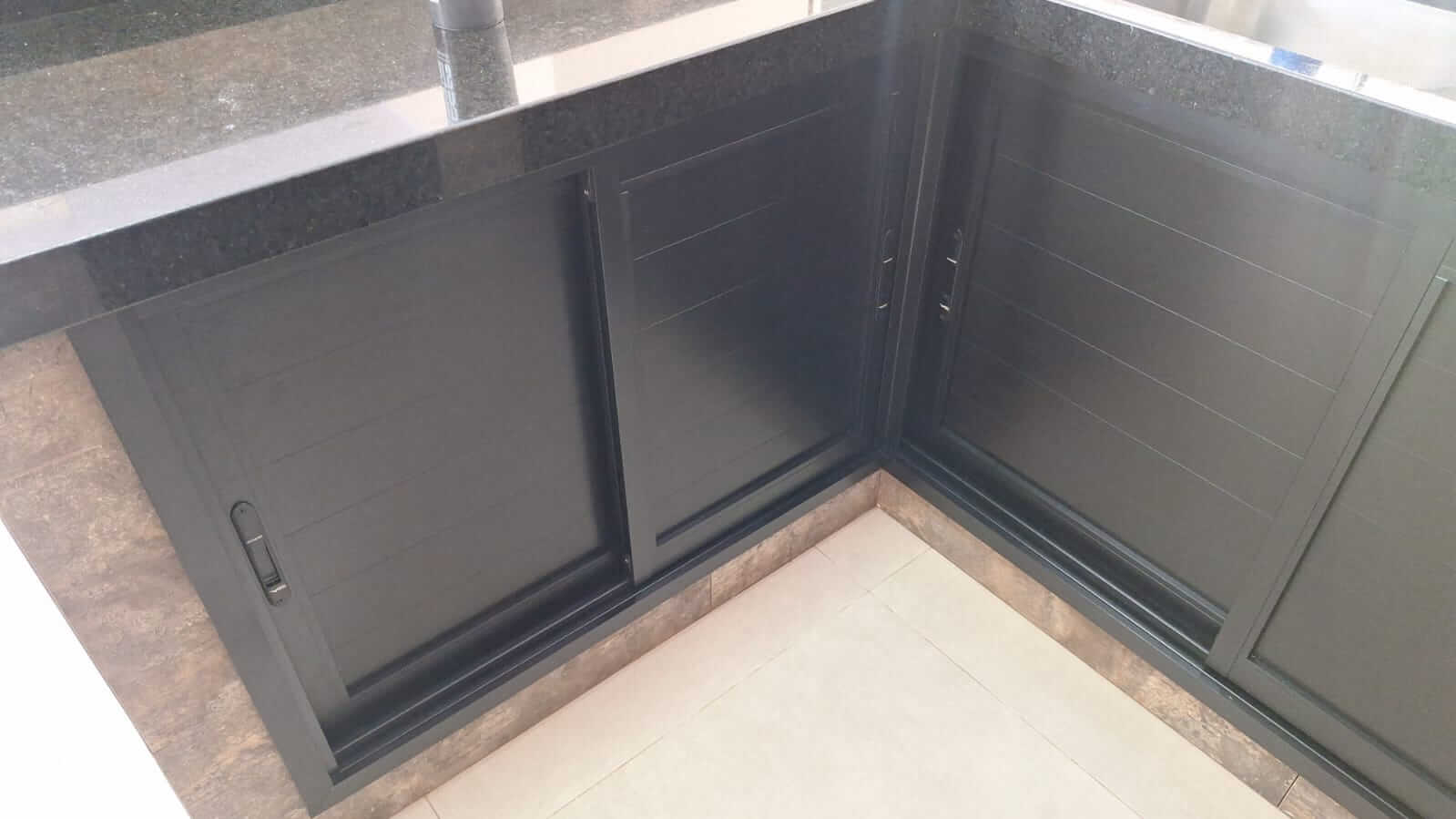 Foto km vidros 09 comprimida.jpeg